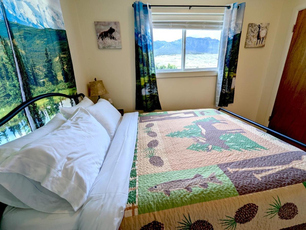 Yellowstone Treasure Guesthouses On The River 가디너 외부 사진