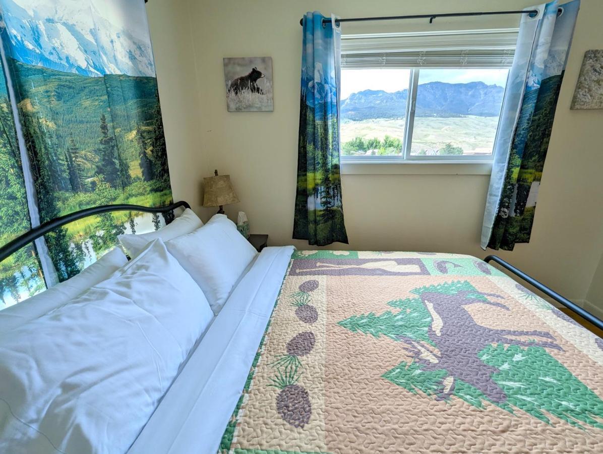 Yellowstone Treasure Guesthouses On The River 가디너 외부 사진