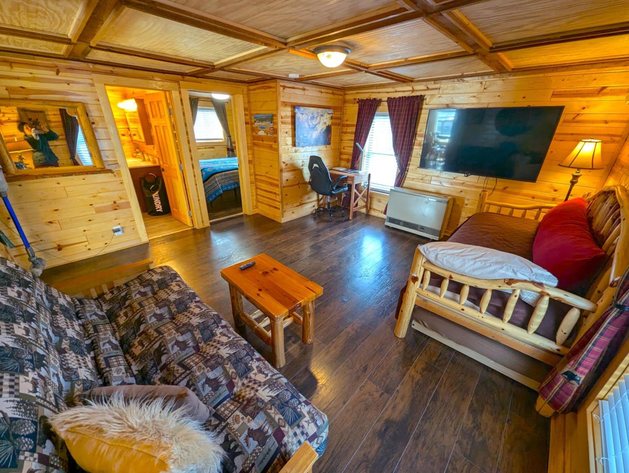 Yellowstone Treasure Guesthouses On The River 가디너 외부 사진