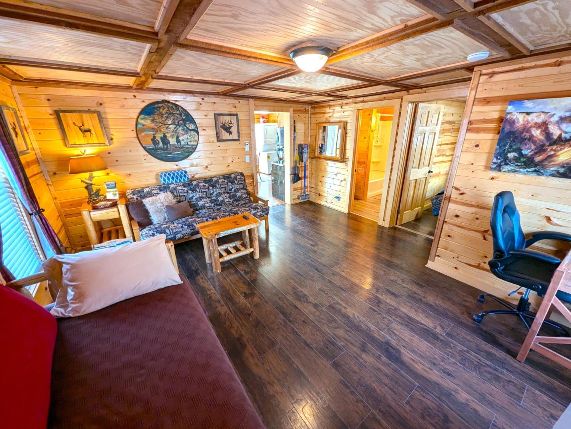 Yellowstone Treasure Guesthouses On The River 가디너 외부 사진