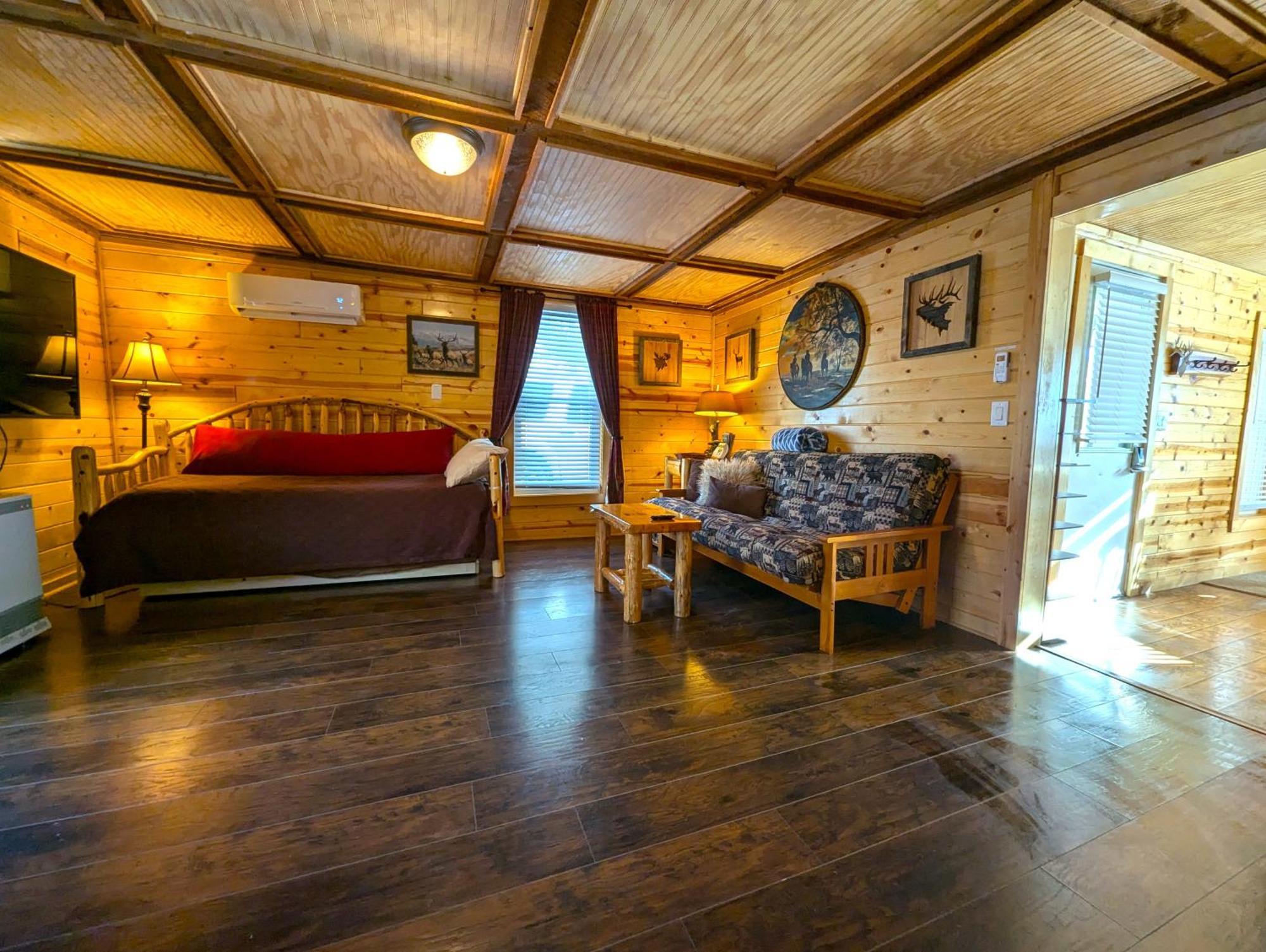 Yellowstone Treasure Guesthouses On The River 가디너 외부 사진