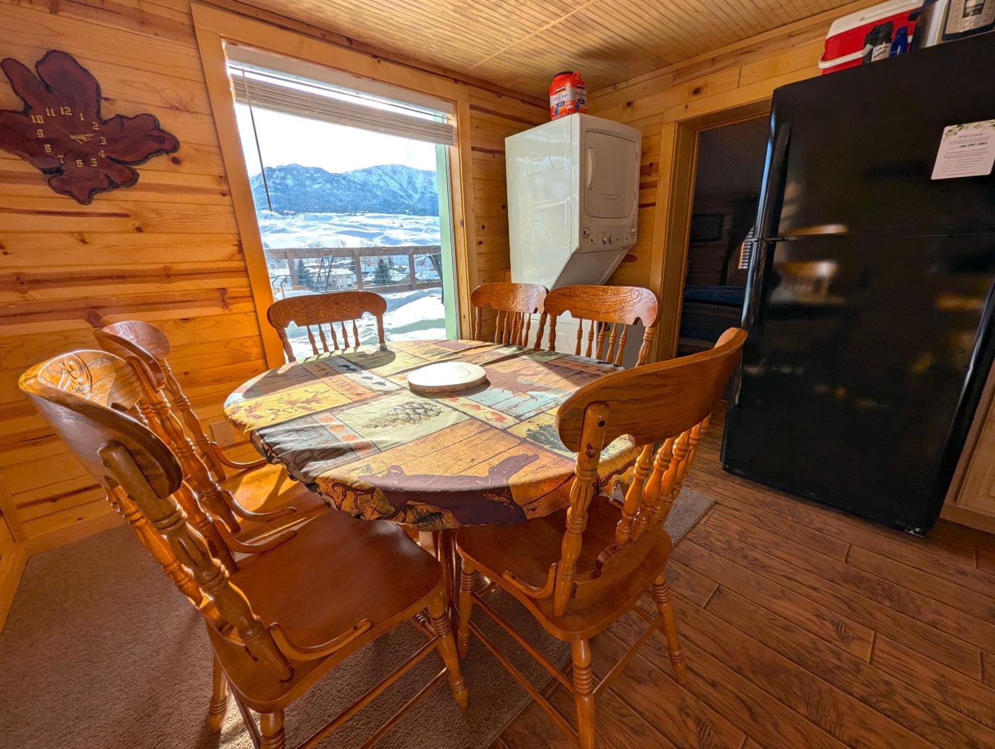 Yellowstone Treasure Guesthouses On The River 가디너 외부 사진