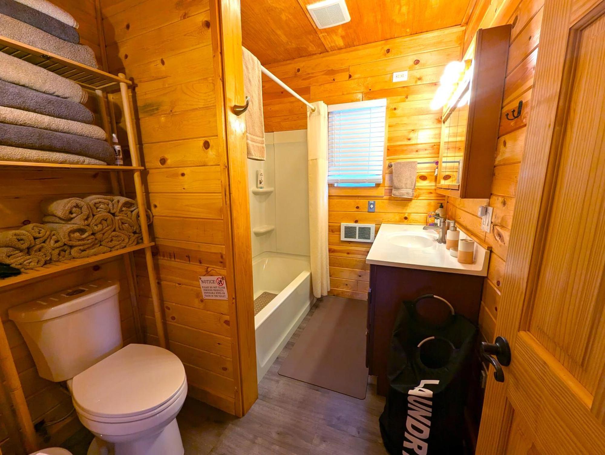 Yellowstone Treasure Guesthouses On The River 가디너 외부 사진